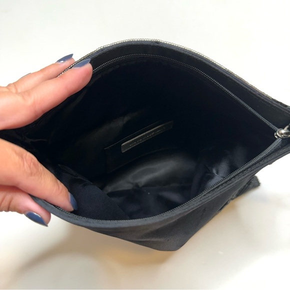 Banana Republic Black & Silver Beaded Envelope Clutch Bag Zip Closure Elegant - Picture 8 of 9